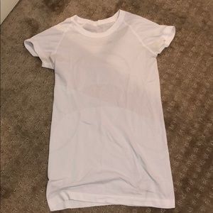 Lululemon top